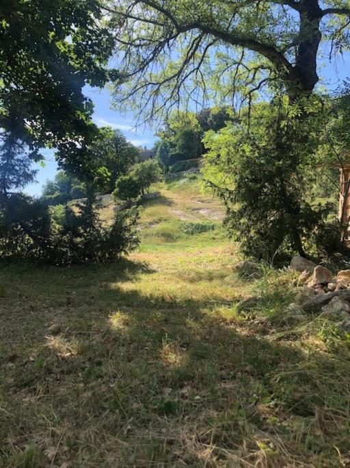 Logement Calme Avec Vue Sur Le Luberon Apartment Saignon Exterior photo